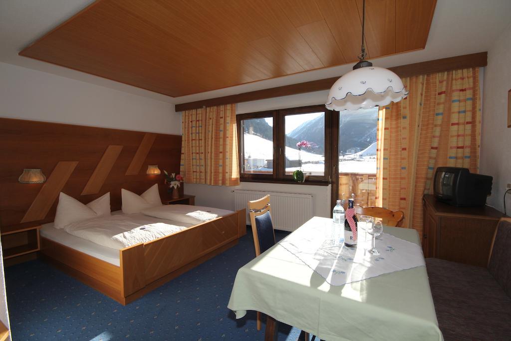 Apart Gletscherblick Kaunertal Værelse billede
